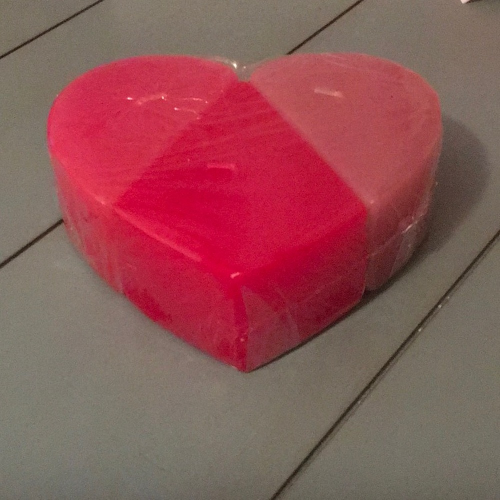 Avon Puzzle Heart Candles β€οΈππ - Picture 2 of 7